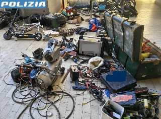 Ancona – Usufruiva abusivamente di energia elettrica, 60enne denunciato